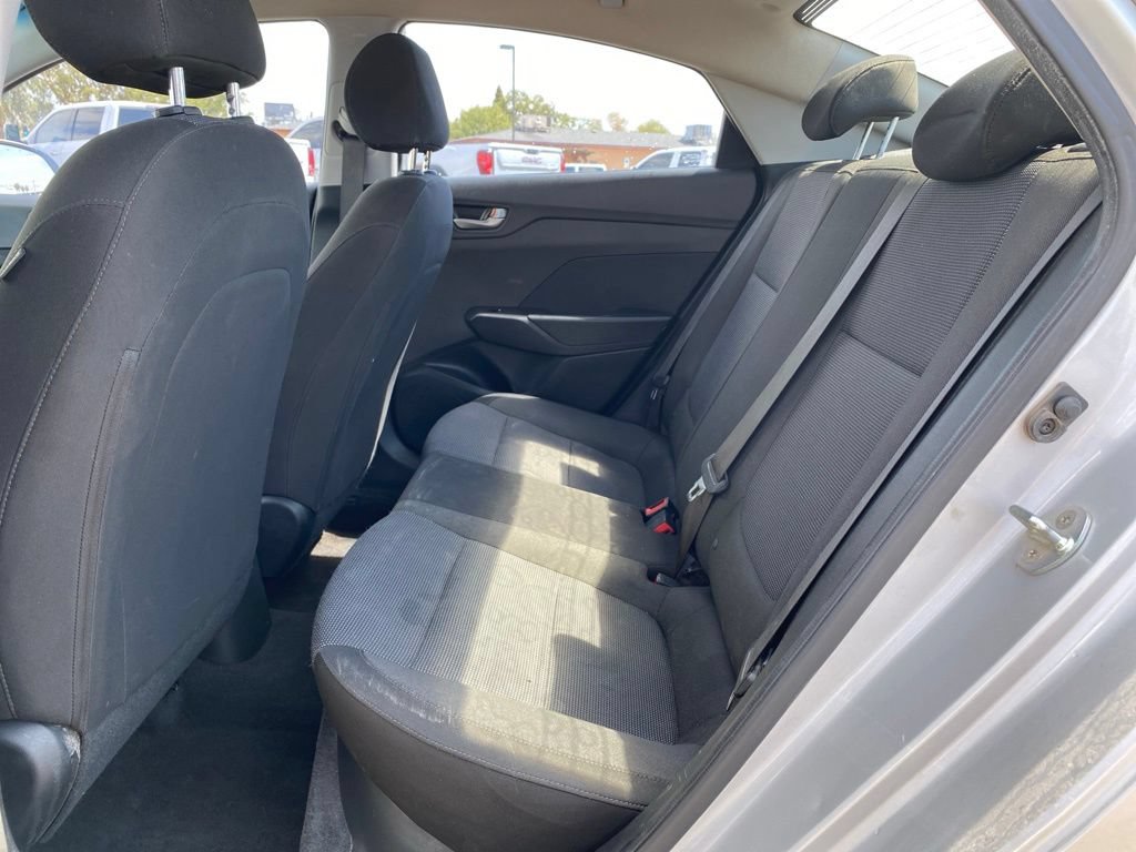 Used 2018 Hyundai Accent SE FWD image 16