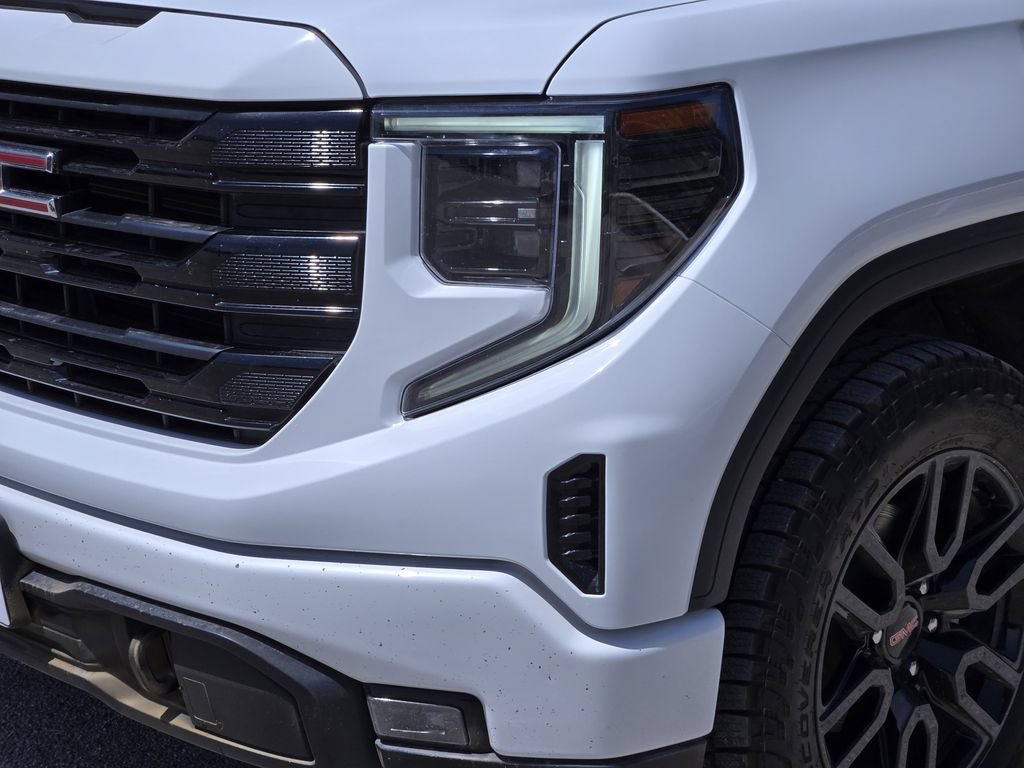 Used 2023 GMC Sierra 1500 Elevation AWD/4WD image 9