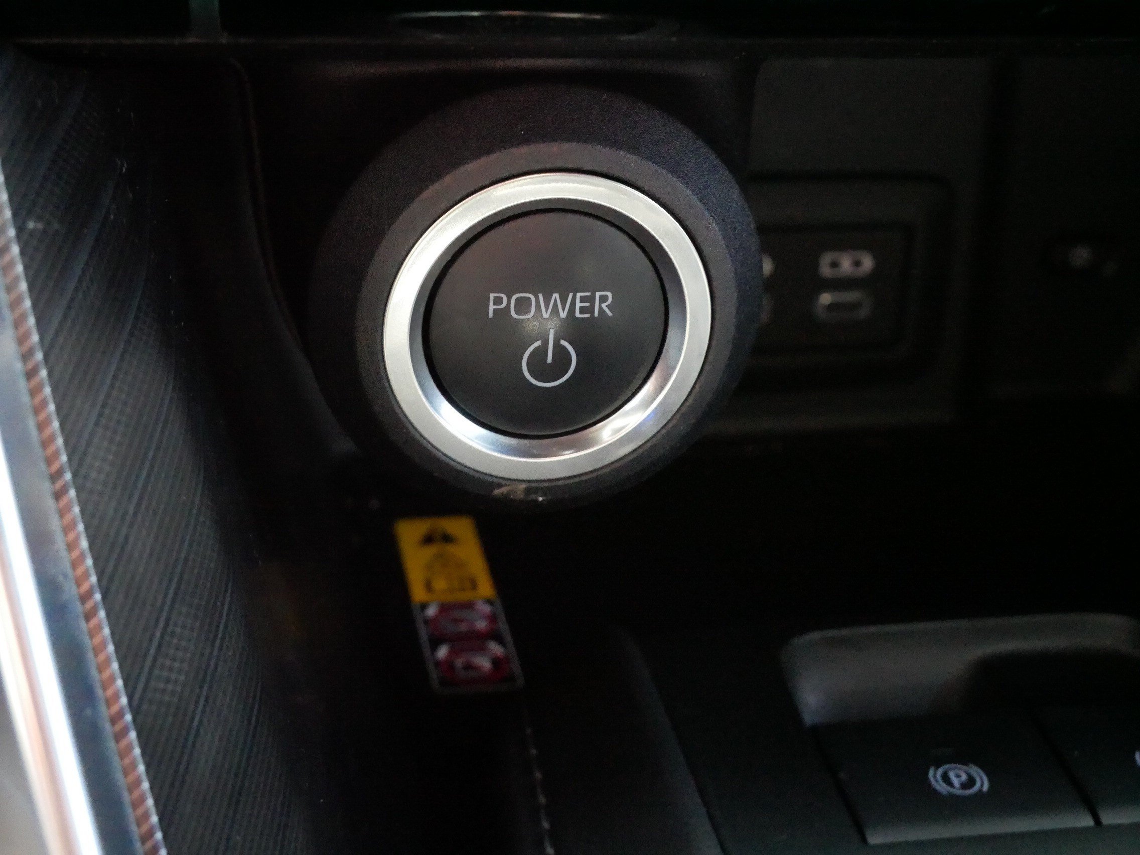 Certified 2024 Toyota Venza Limited AWD/4WD image 30