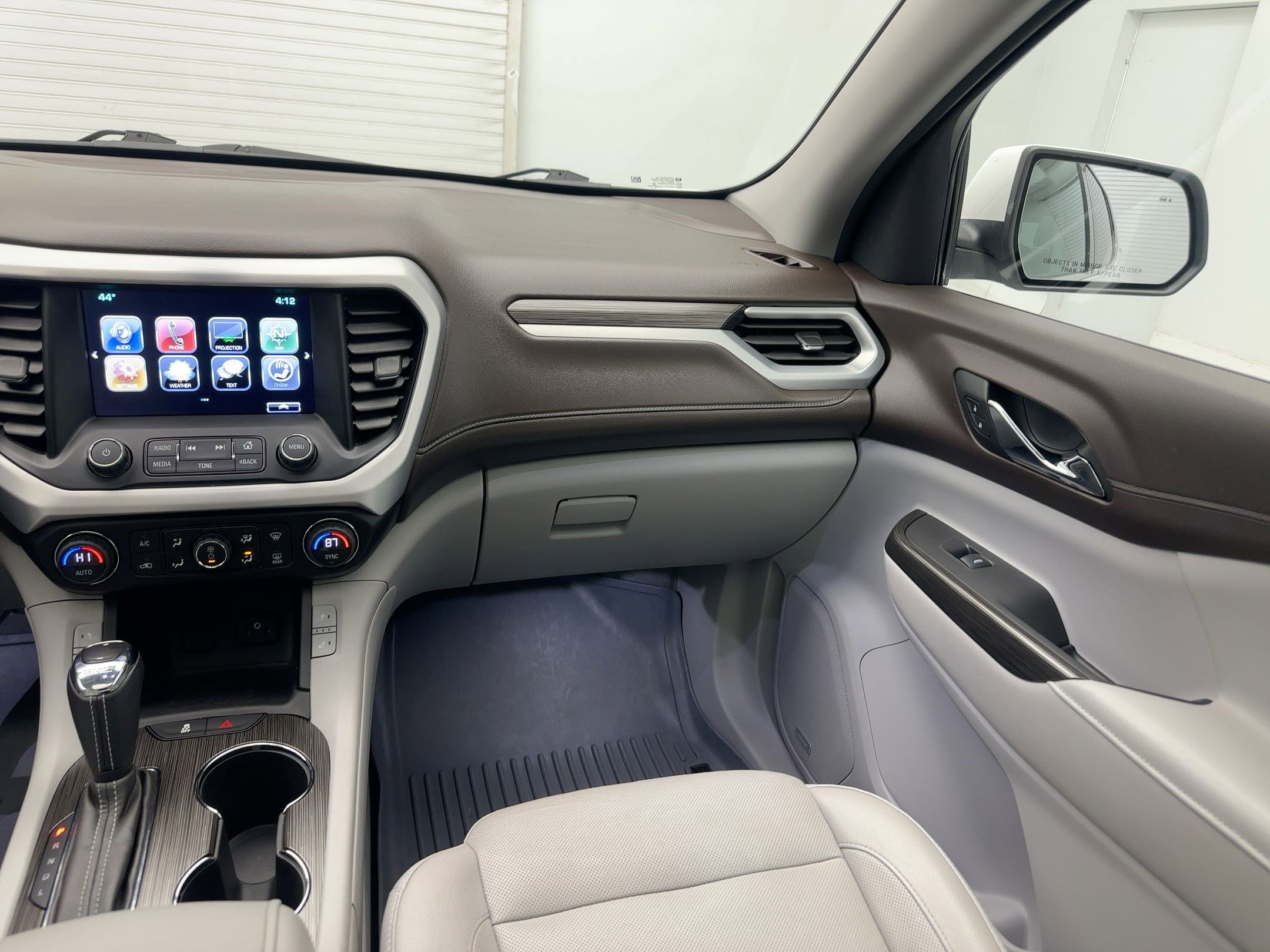 Used 2019 GMC Acadia SLT image 28