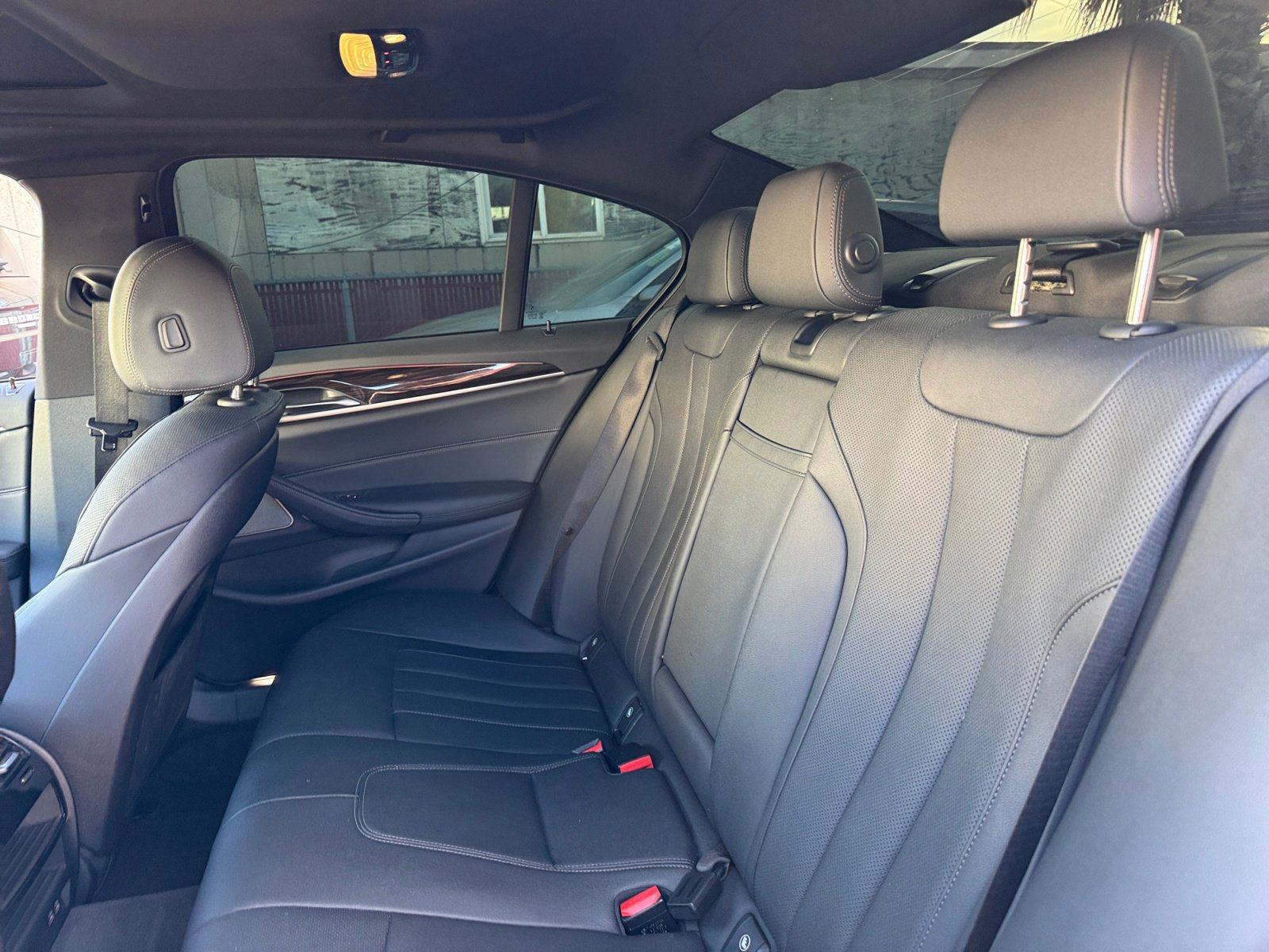 Used 2023 BMW 540i w/ M Sport Package image 18