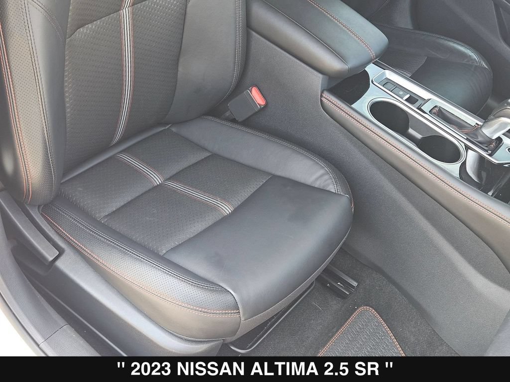 Used 2023 Nissan Altima 2.5 SR AWD/4WD image 32