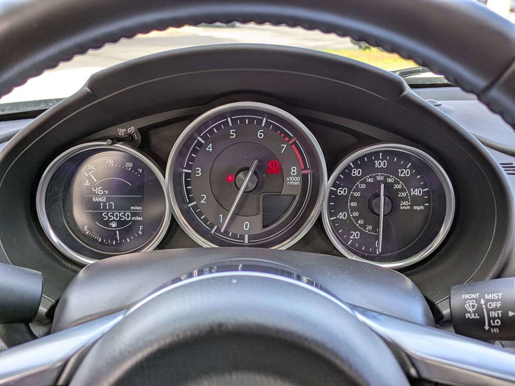 Used 2017 MAZDA MX-5 Miata Sport image 32