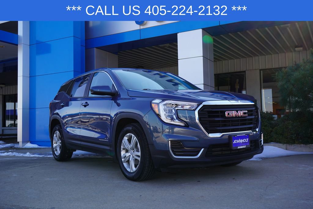 Used 2024 GMC Terrain SLE video 2