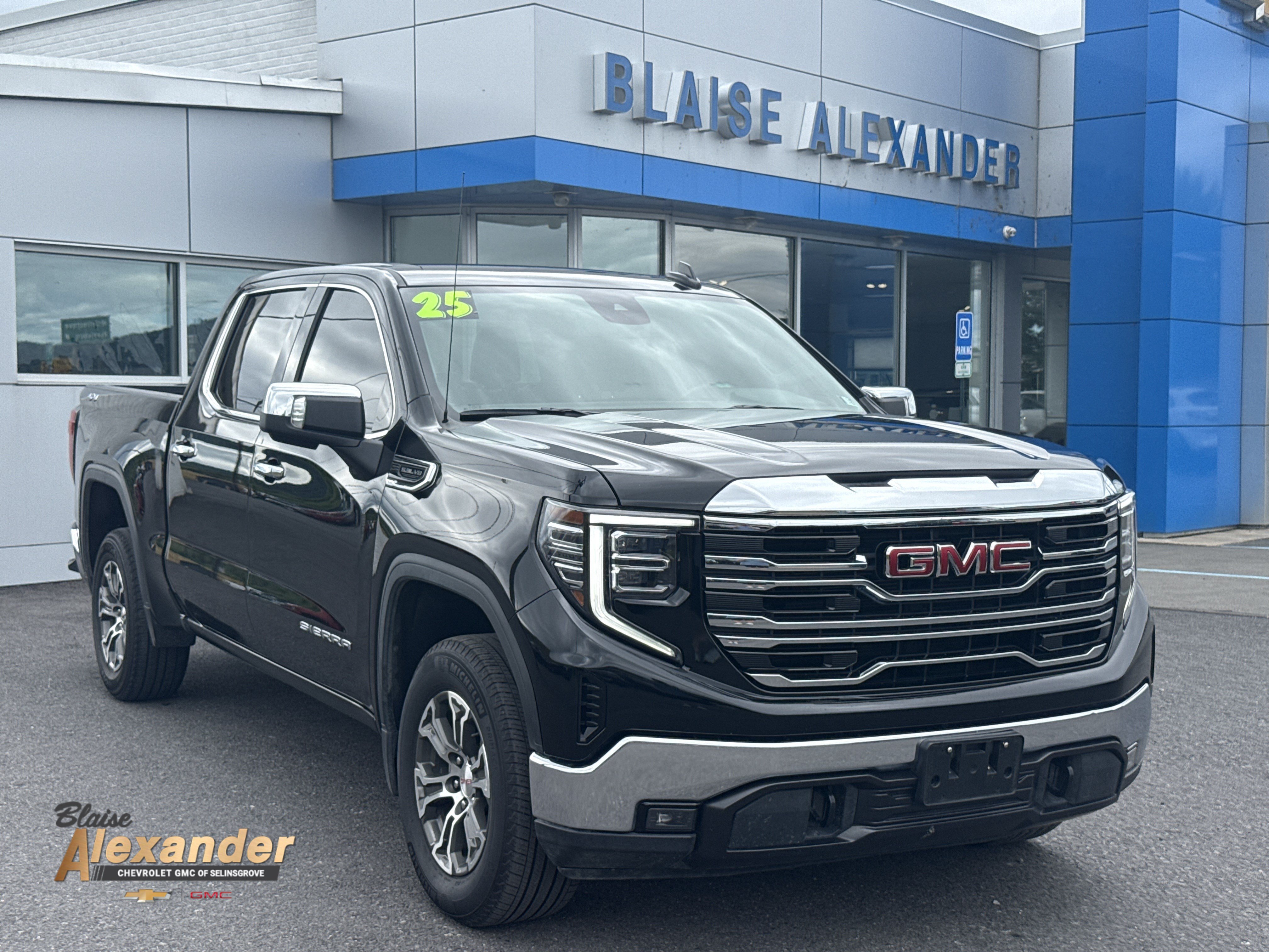 Used 2025 GMC Sierra 1500 SLT