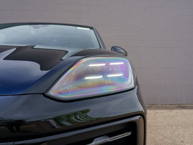 Certified 2026 Porsche Cayenne Coupe AWD/4WD image 11