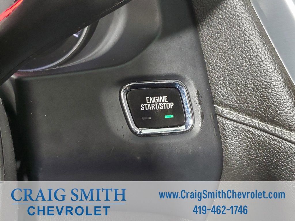 Used 2022 GMC Acadia SLE w/ Driver Convenience Package FWD image 24