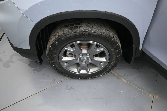 Certified 2025 Honda Passport TrailSport image 38
