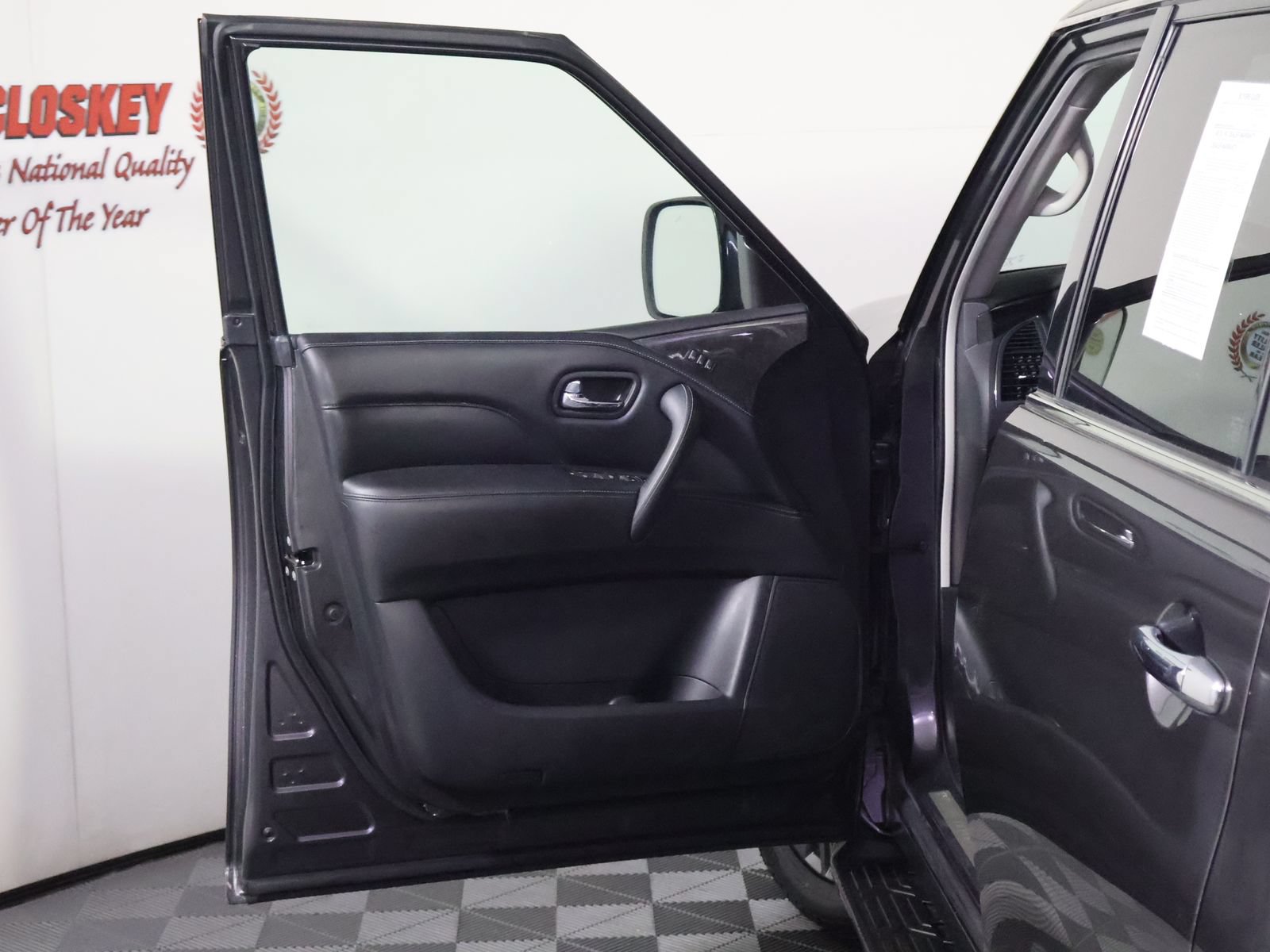 Used 2024 INFINITI QX80 Luxe AWD/4WD image 24