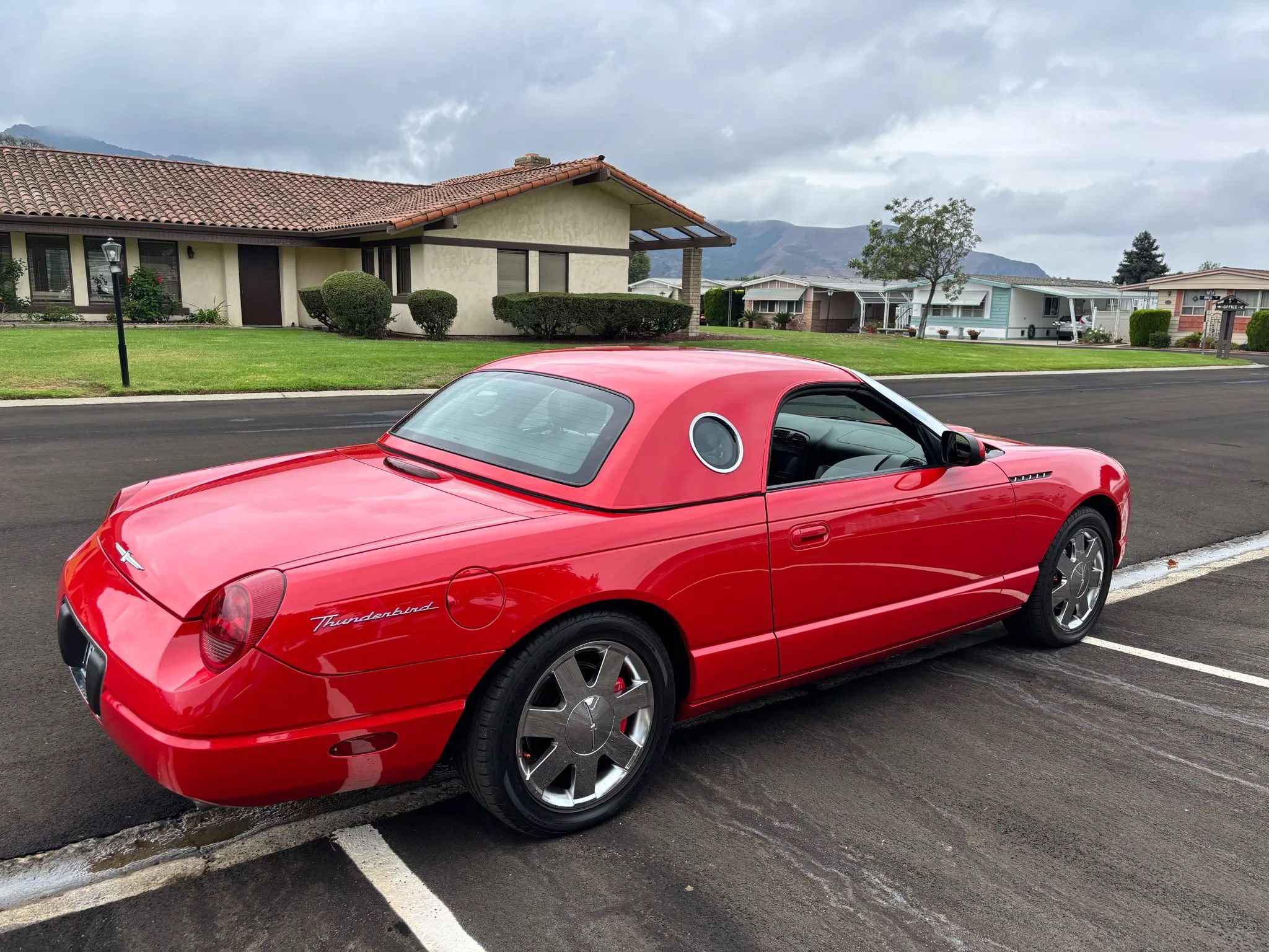 Used 2002 Ford Thunderbird image 6