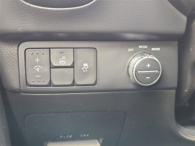 Used 2014 Kia Soul ! w/ Sun & Sound Package image 17