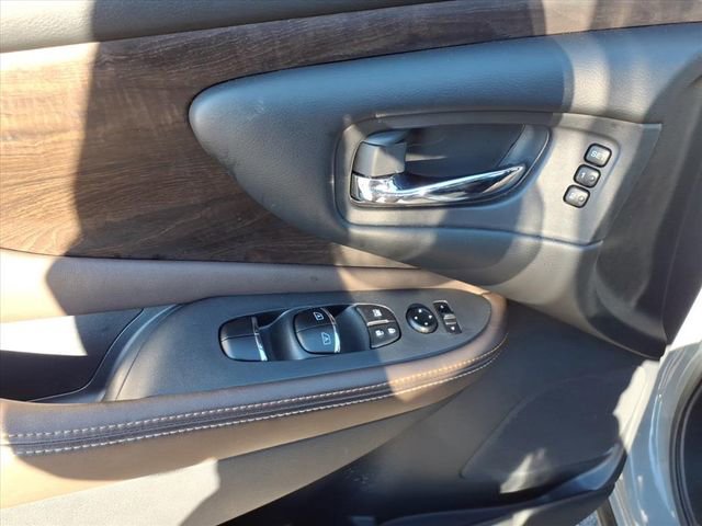 Certified 2024 Nissan Murano Platinum w/ Cargo Package image 3