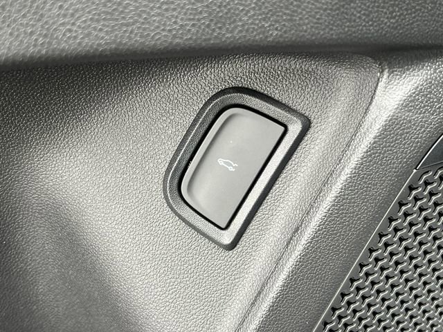 New 2026 Chevrolet Blazer EV LT image 18