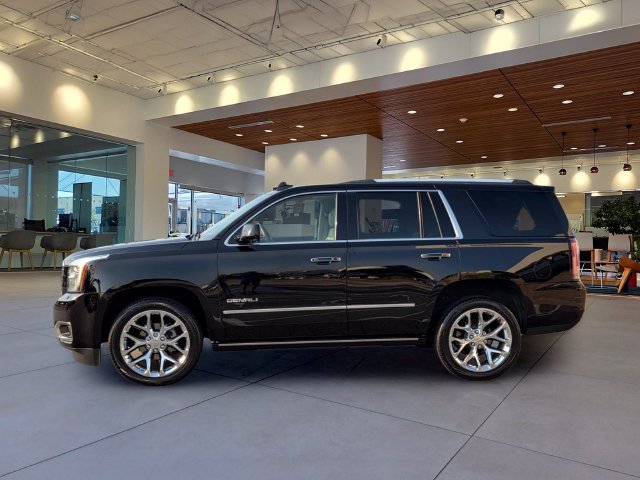 Used 2019 GMC Yukon Denali w/ Denali Ultimate Package AWD/4WD image 2