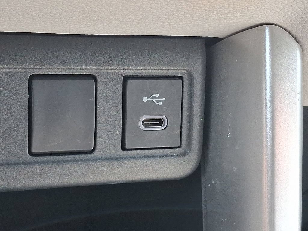 Used 2023 Toyota Corolla Cross L FWD image 24