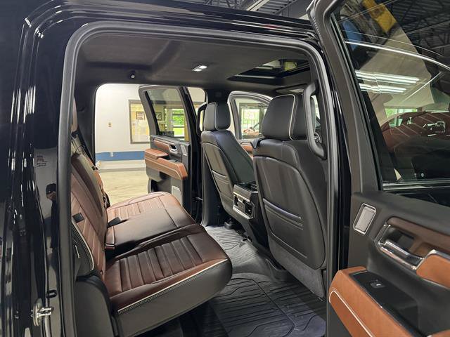 Certified 2024 GMC Sierra 3500 Denali Ultimate AWD/4WD image 14