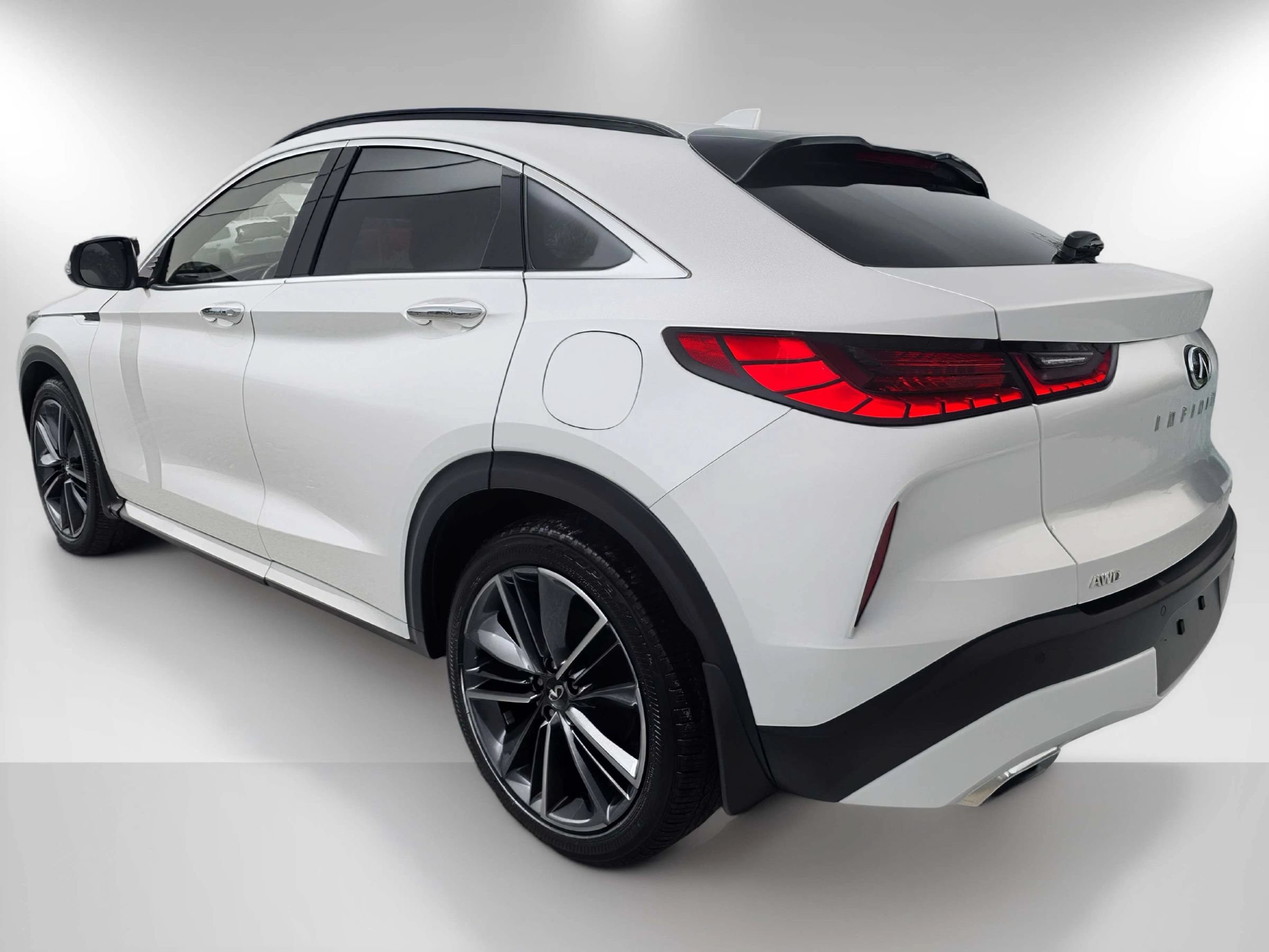 Used 2023 INFINITI QX55 Luxe w/ Cargo Package AWD/4WD image 8