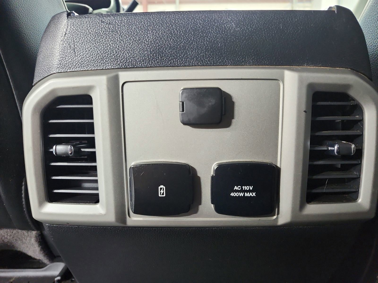 Used 2018 Ford F350 Lariat w/ Lariat Ultimate Package image 40