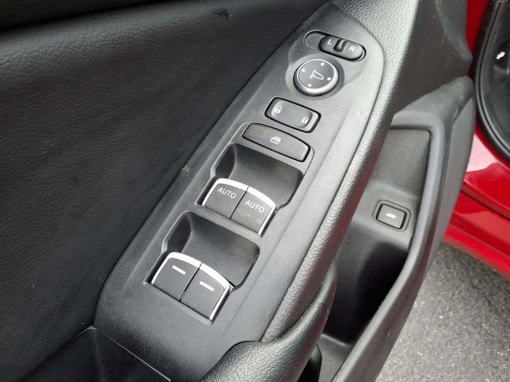 Used 2018 Honda Accord EX-L image 8