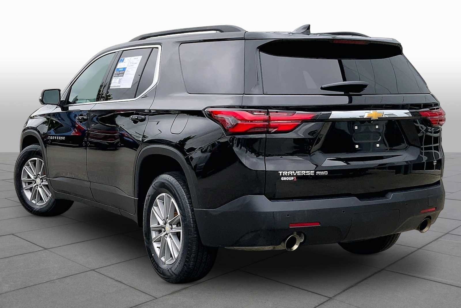 Used 2023 Chevrolet Traverse LT AWD/4WD image 12