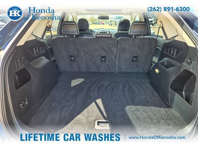 Used 2019 Ford Edge SEL w/ Equipment Group 201A AWD/4WD image 23