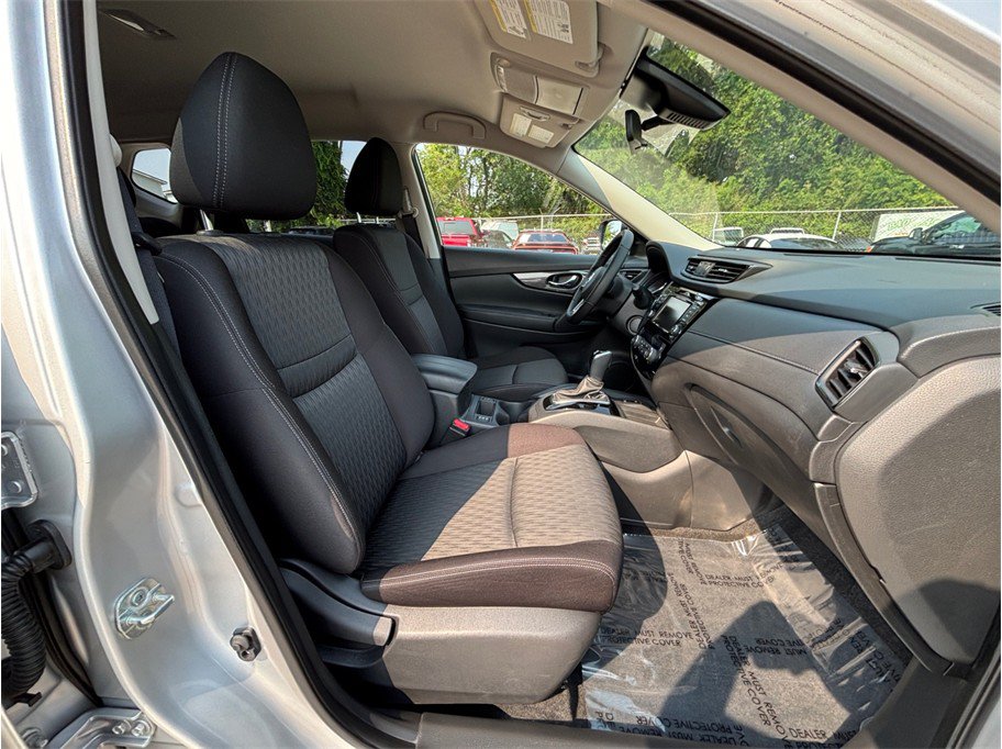 Used 2020 Nissan Rogue SV w/ Premium Package FWD image 41