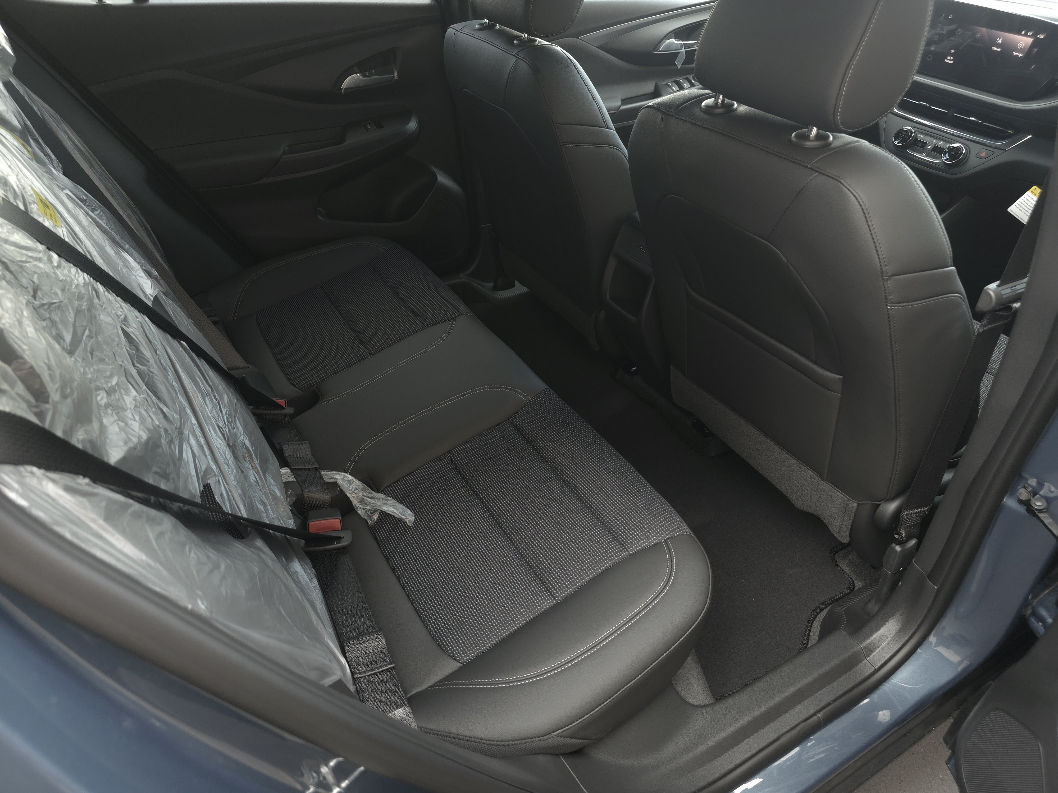 New 2026 Buick Envista Preferred FWD image 31