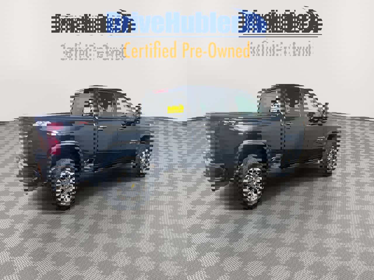 Used 2023 Chevrolet Silverado 2500 Custom w/ Custom Value Package image 8