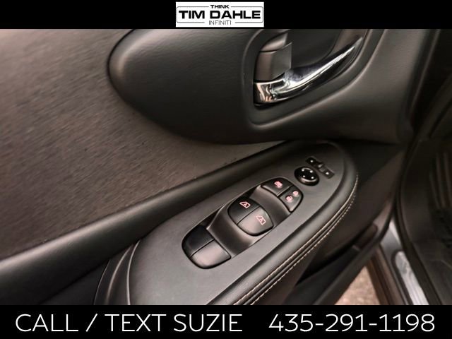 Used 2023 Nissan Murano SV AWD/4WD image 9