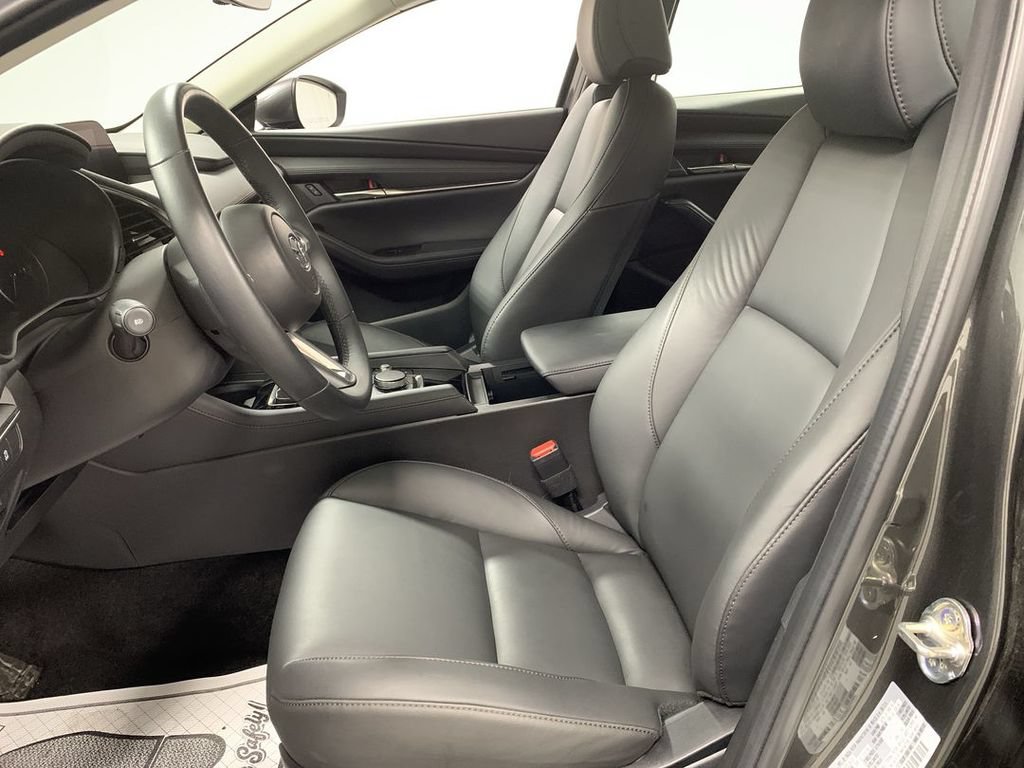 Used 2023 MAZDA MAZDA3 s FWD image 9
