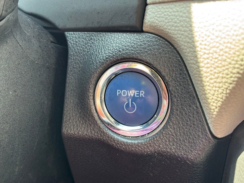 Used 2019 Toyota RAV4 XLE w/ Convenience Package AWD/4WD image 31