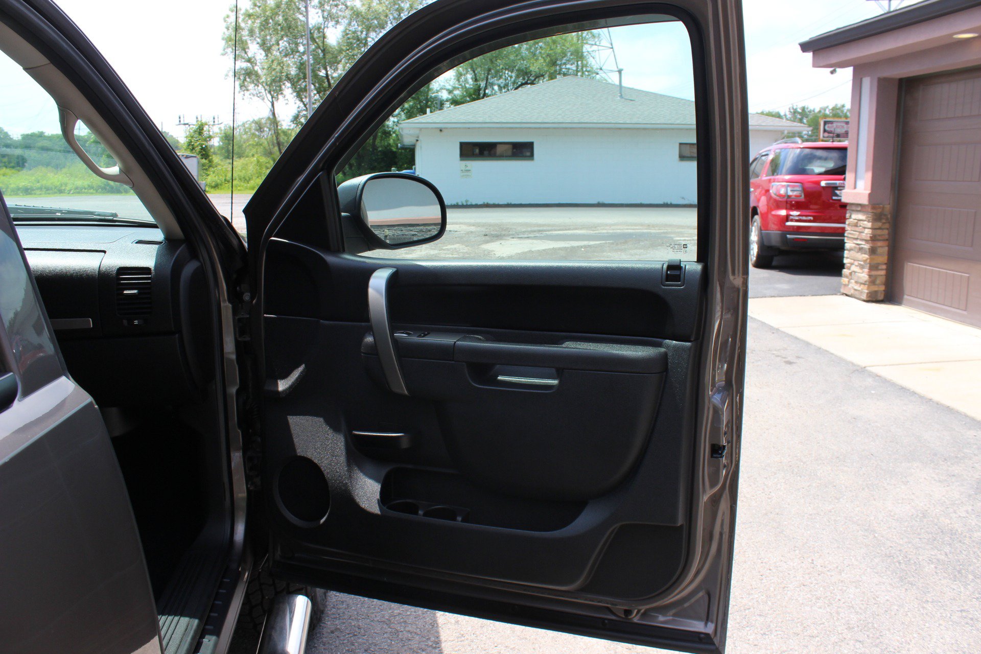 Used 2012 GMC Sierra 2500 SLE w/ Snow Plow Prep Package AWD/4WD image 33