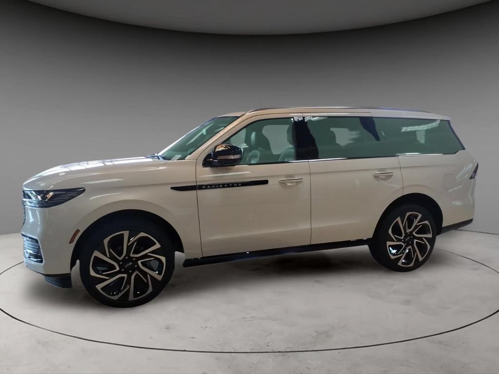 New 2027 Lincoln Navigator Black Label AWD/4WD image 7