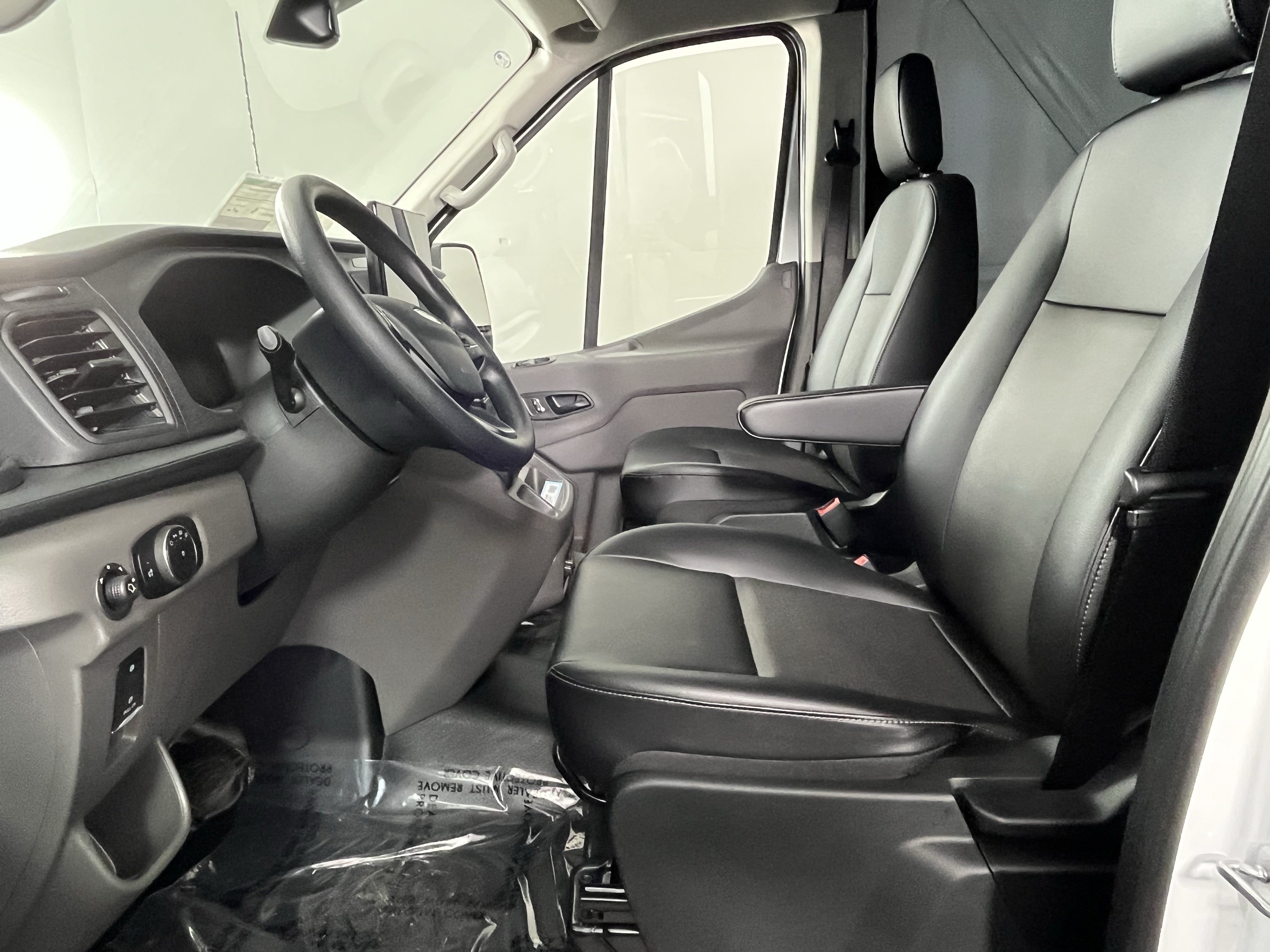 New 2026 Ford Transit 250 148 Medium Roof Extended AWD image 10