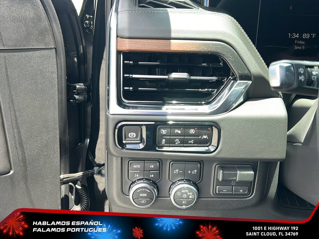New 2026 GMC Yukon XL Denali w/ Denali Reserve Package AWD/4WD image 14