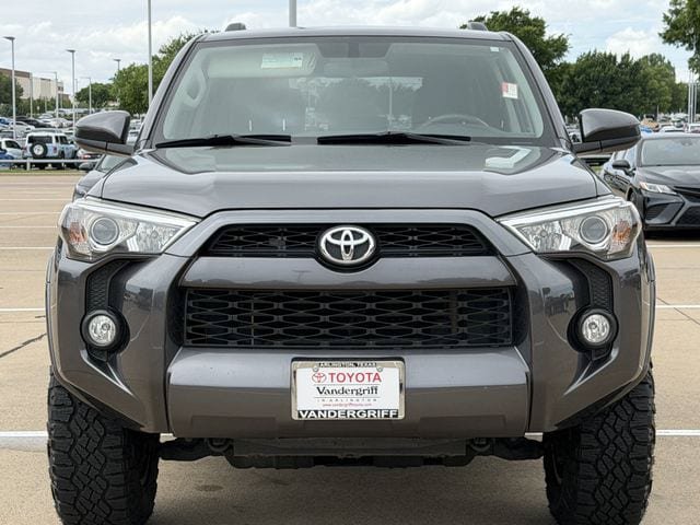 Used 2019 Toyota 4Runner SR5 RWD image 7