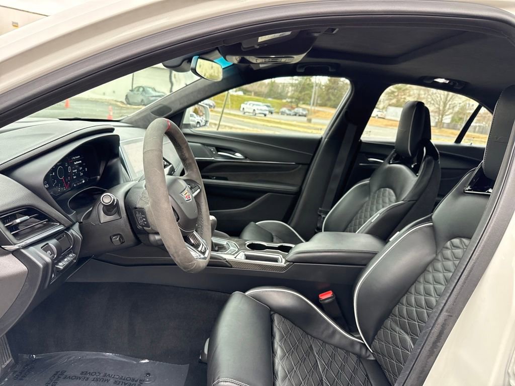 Certified 2022 Cadillac CT4 V Blackwing w/ Technology Package image 11