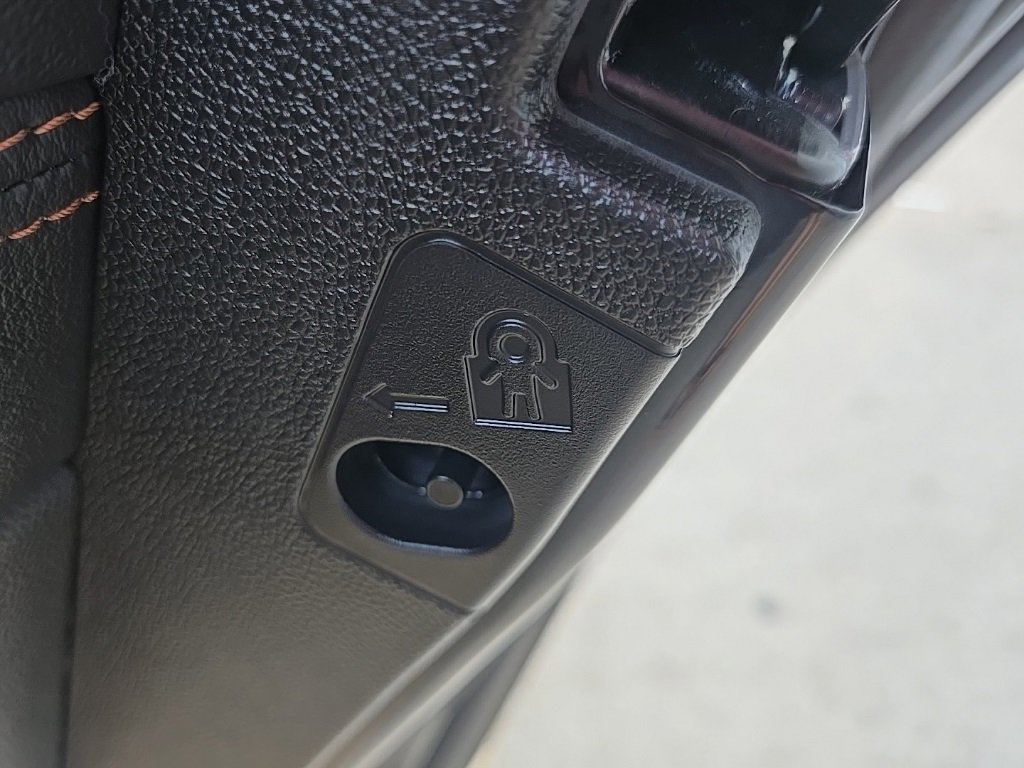 Used 2026 Cadillac CT5 V w/ LPO, ONYX Package image 90