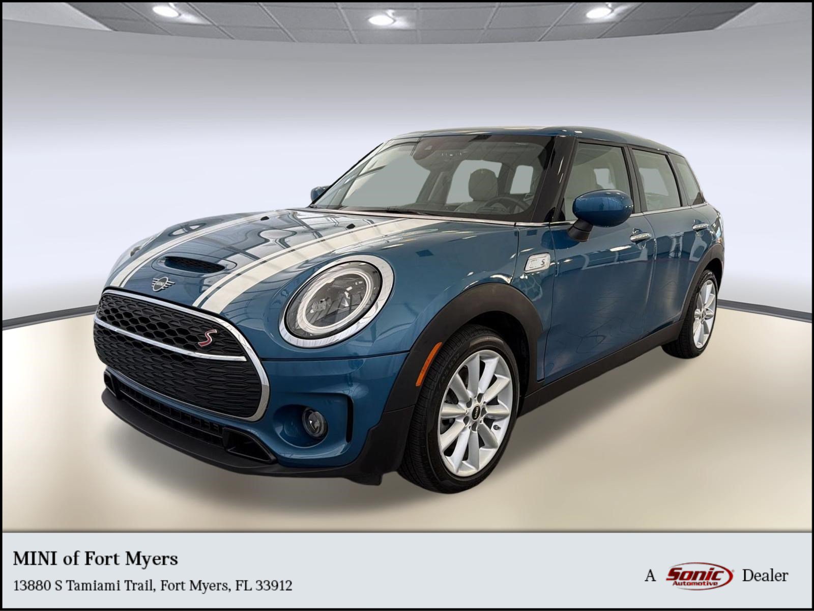 Certified 2024 MINI Cooper Clubman S w/ Signature Upholstery Package FWD image 1
