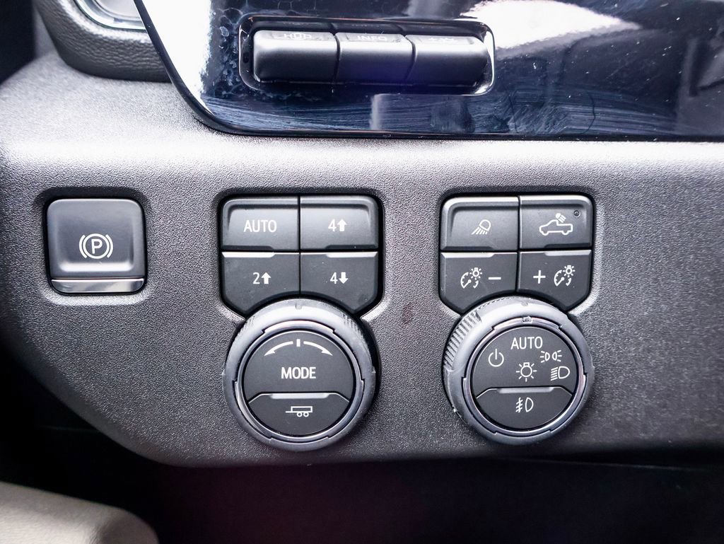 Used 2026 Chevrolet Silverado 2500 ZR2 w/ ZR2 Bison Edition image 17