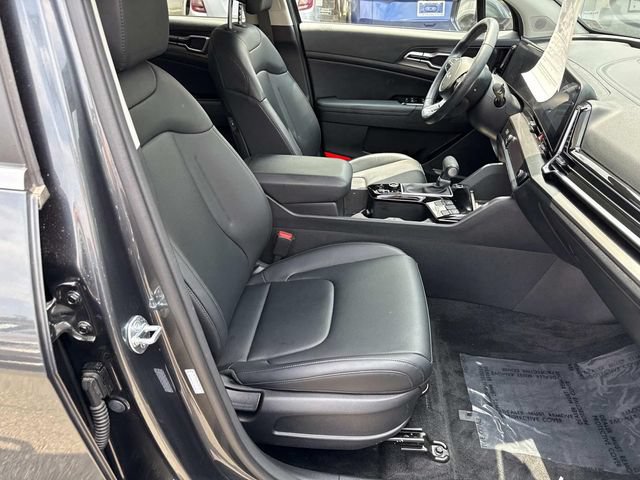 Used 2024 Kia Sportage EX AWD/4WD image 9