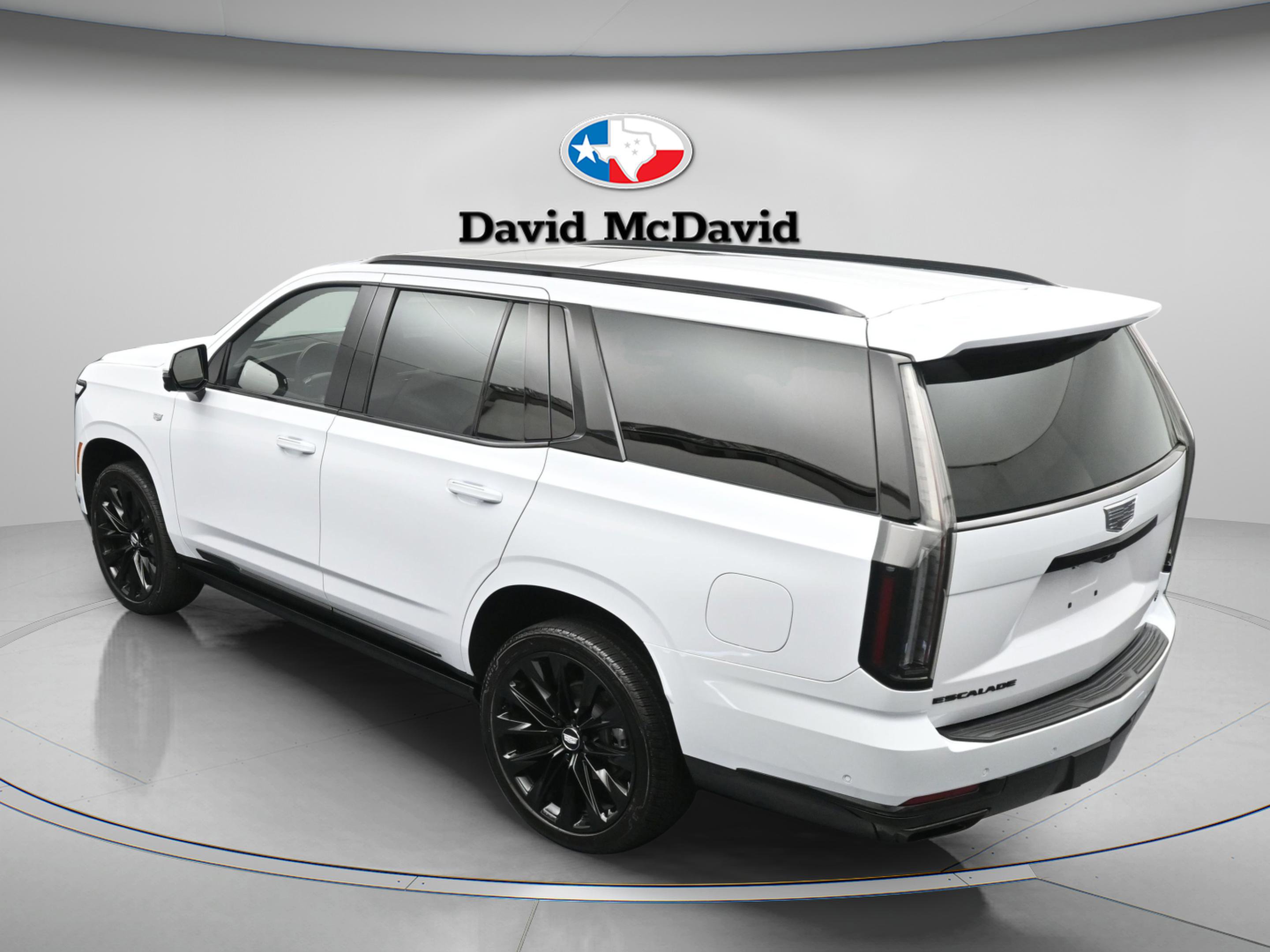 Used 2026 Cadillac Escalade Platinum Sport w/ LPO, ONYX Package image 40