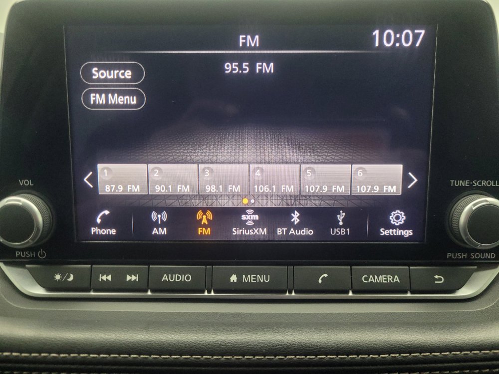 Used 2024 Nissan Rogue S AWD/4WD image 25