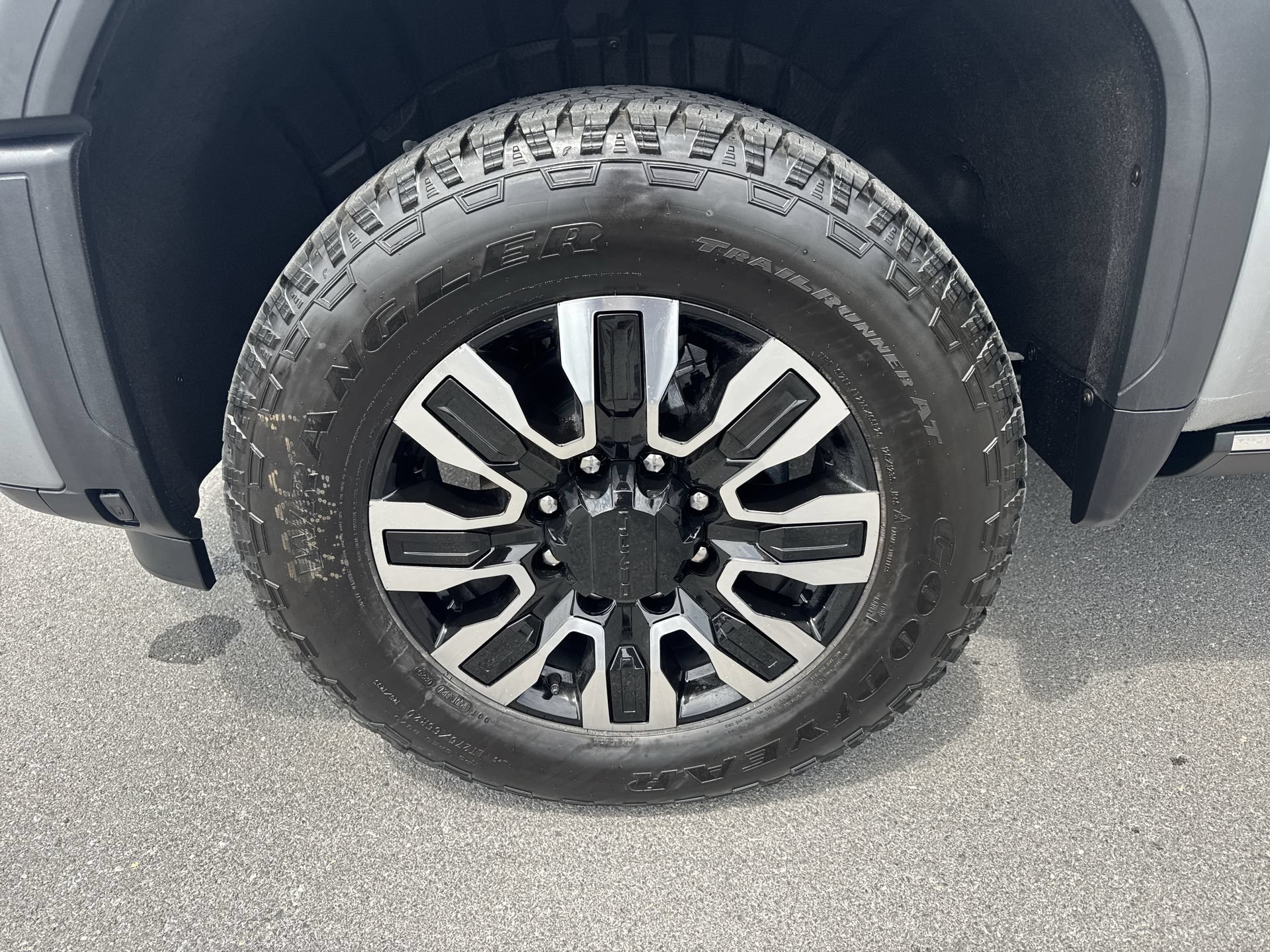 New 2026 GMC Sierra 2500 Denali Ultimate AWD/4WD image 19
