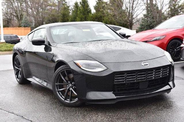 Certified 2024 Nissan Z Performance w/ Floor Mat Package image 2