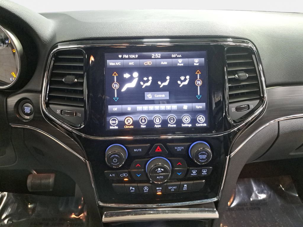Used 2020 Jeep Grand Cherokee Limited w/ Luxury Group II AWD/4WD image 21