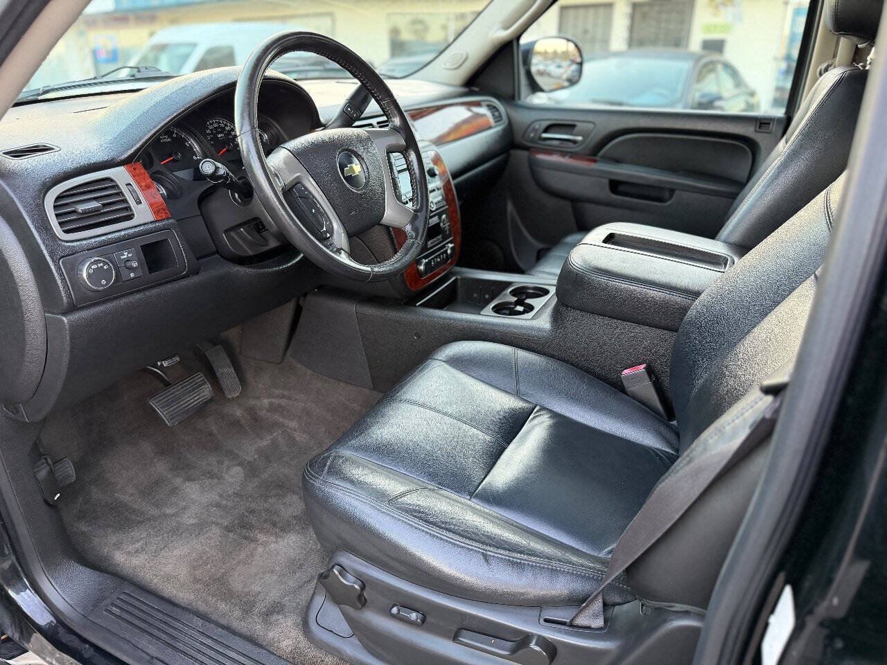 Used 2013 Chevrolet Tahoe LT RWD image 14