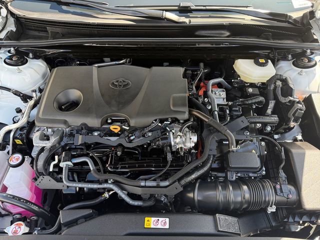 Used 2025 Toyota Camry SE image 20