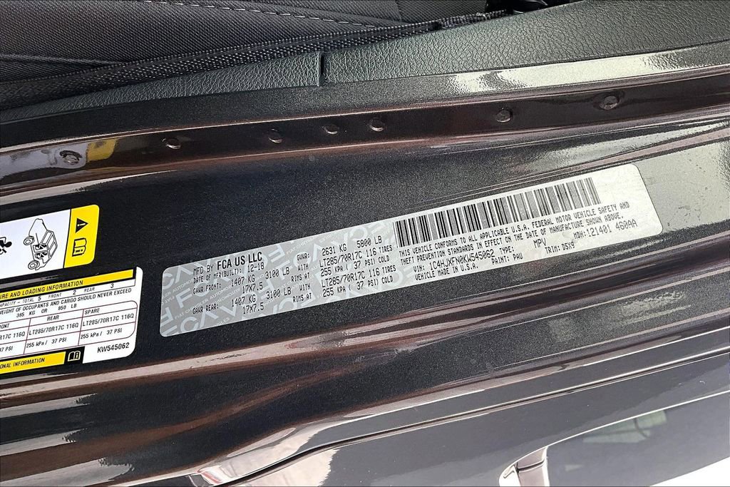 Used 2019 Jeep Wrangler Unlimited Rubicon w/ Cold Weather Group image 18