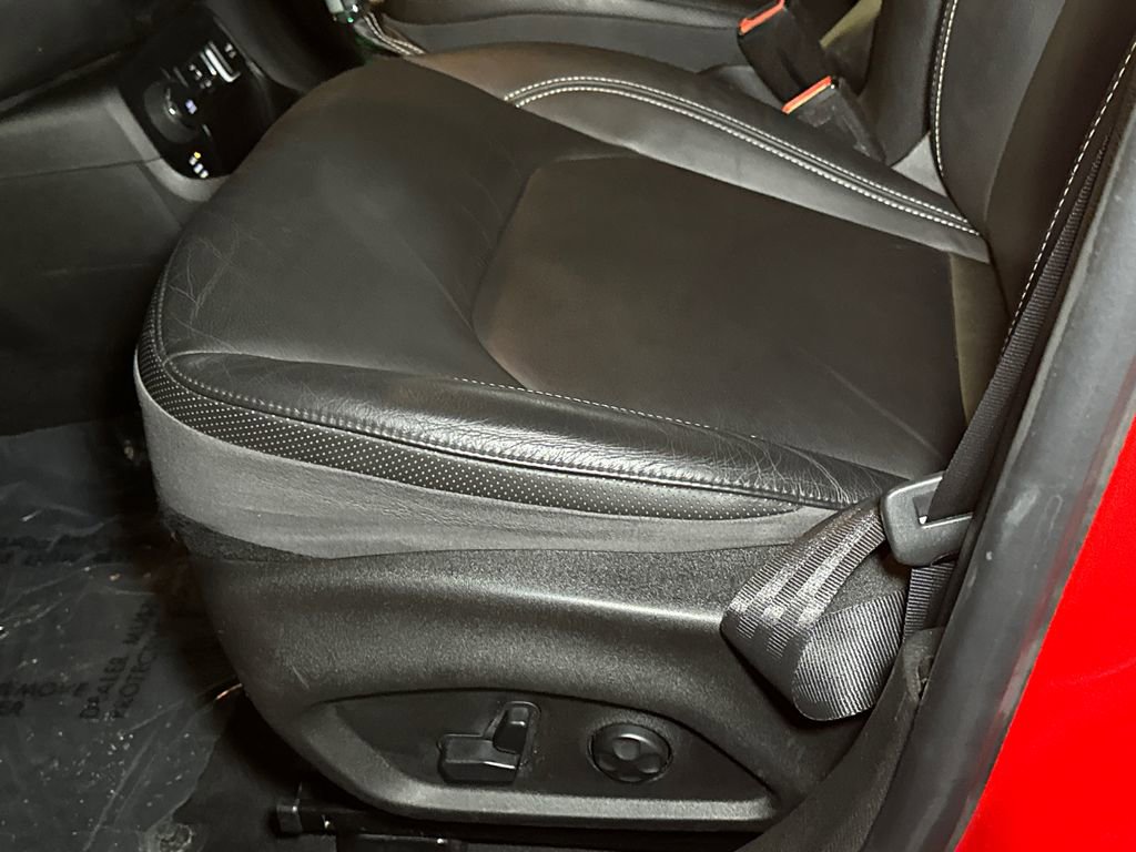 Used 2016 Jeep Renegade Limited AWD/4WD image 18